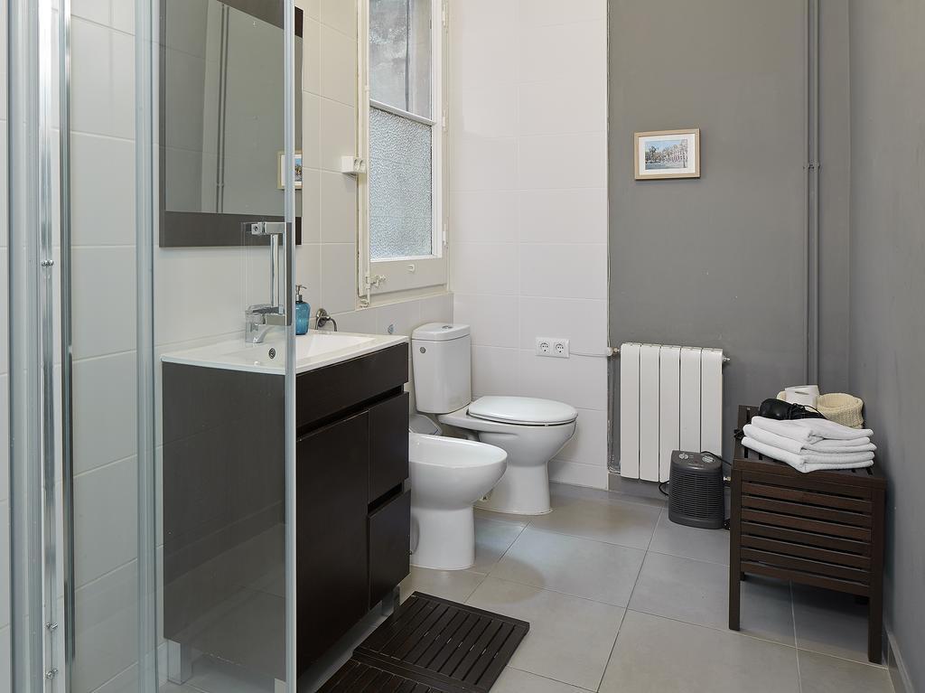 Triple Room Private Bathroom